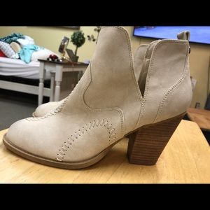 Daisy Fuentes,woman shoes,(10m)